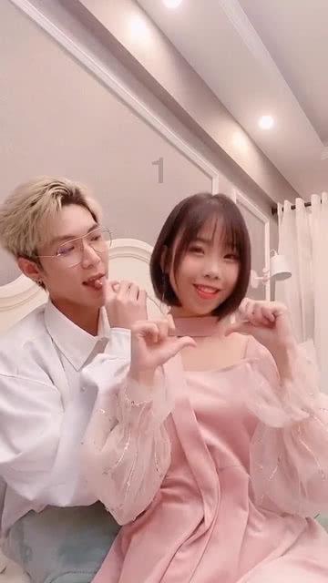 可爱奥莉甜美夏装